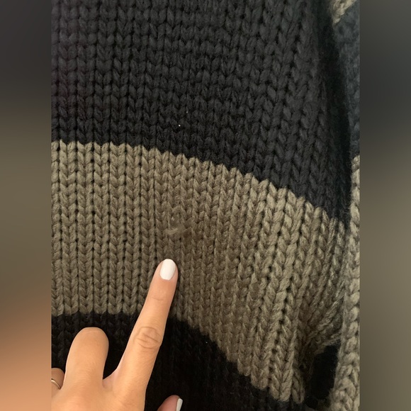 NEW EDIKTED STRIPED OVERALL SWEATER SIZE: M/L - Picture 4 of 4